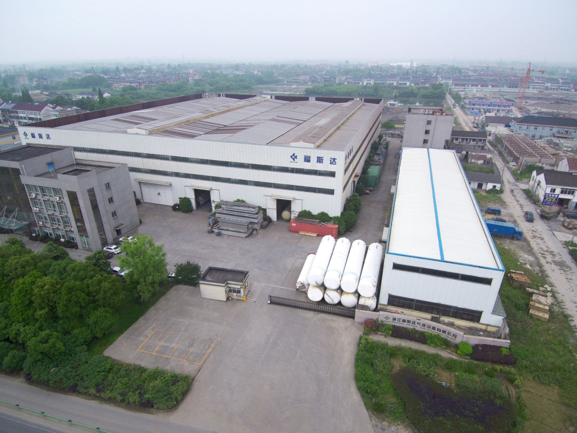 2.3 湖州德清生產(chǎn)基地  Huzhou Workshop for Carbon Steel Process Equipment Production 1.jpg
